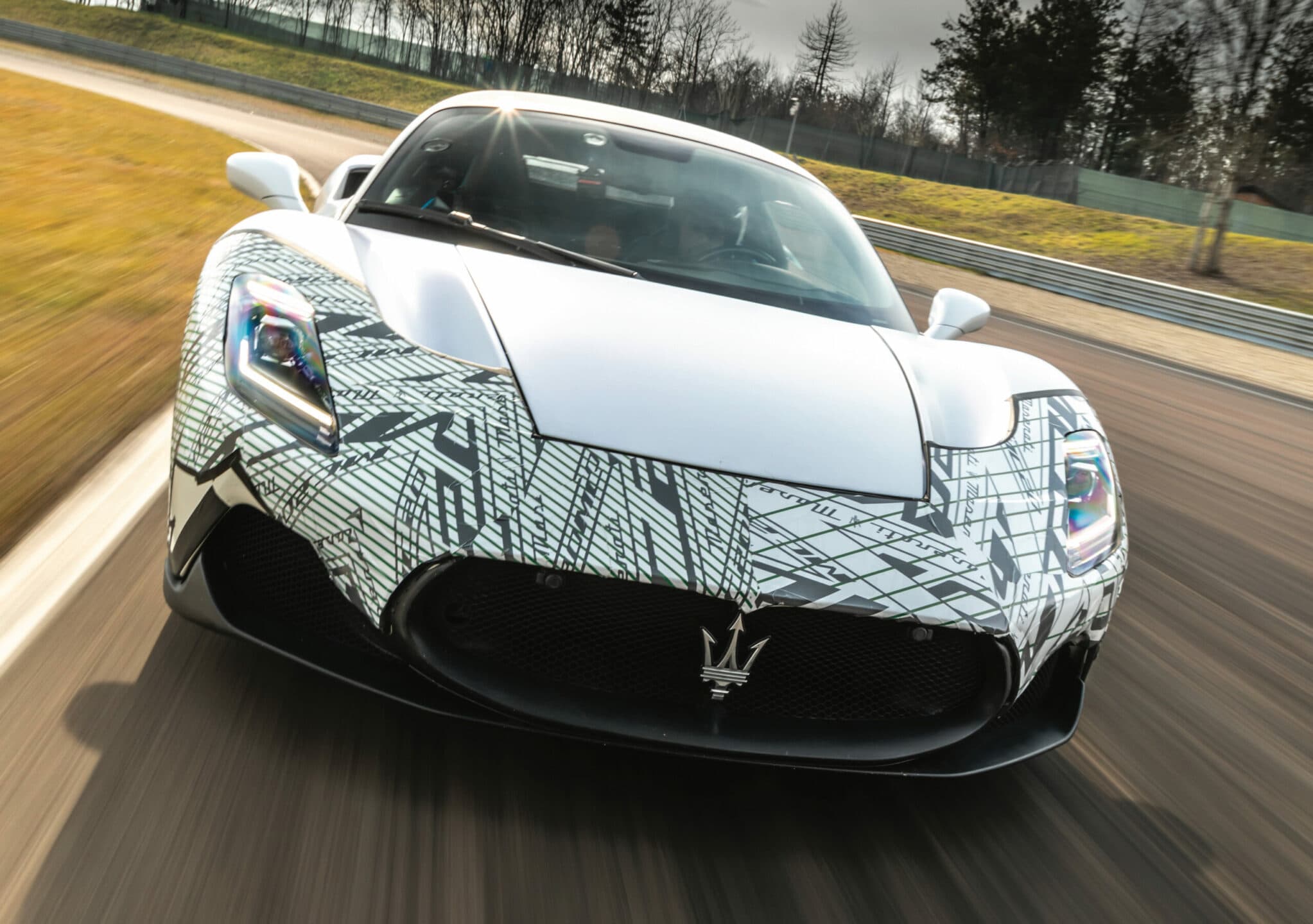 Maserati MC20, la prova in pista di Forbes della nuova supercar del tridente
