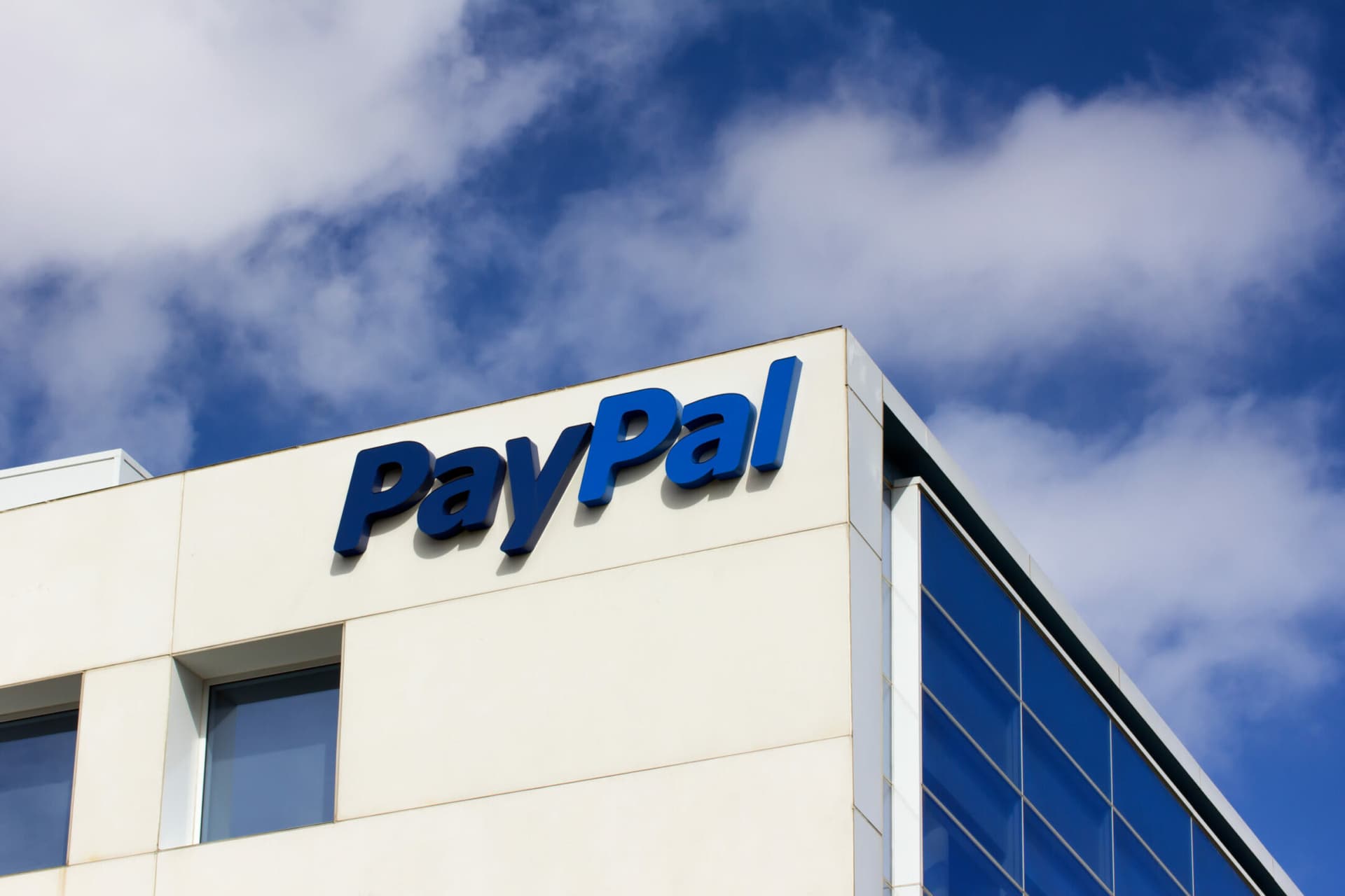 Stripe e Advent rinunciano a comprare PayPal. Salta un affare da oltre 50 miliardi di dollari