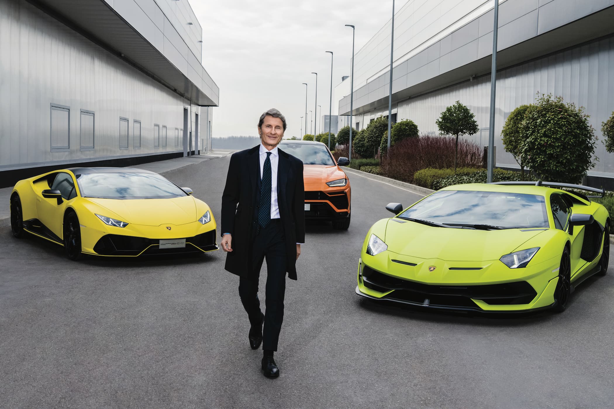 Lamborghini, numeri da record nei primi sei mesi. E arriva l'erede dell'Huracán