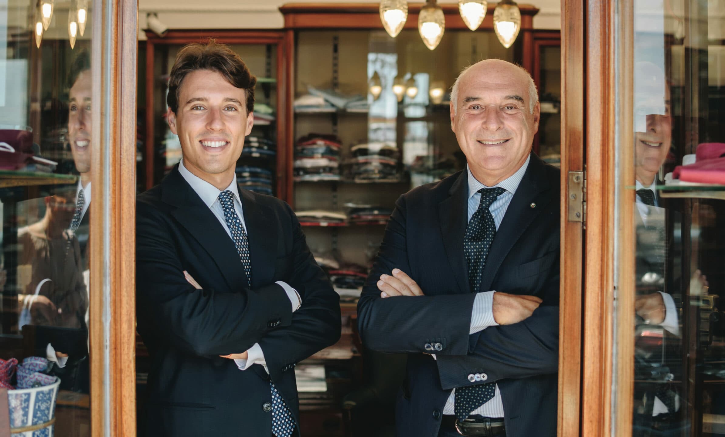 L'azienda che con le sue cravatte made in Naples ha vestito Mastroianni, Totò e i presidenti americani