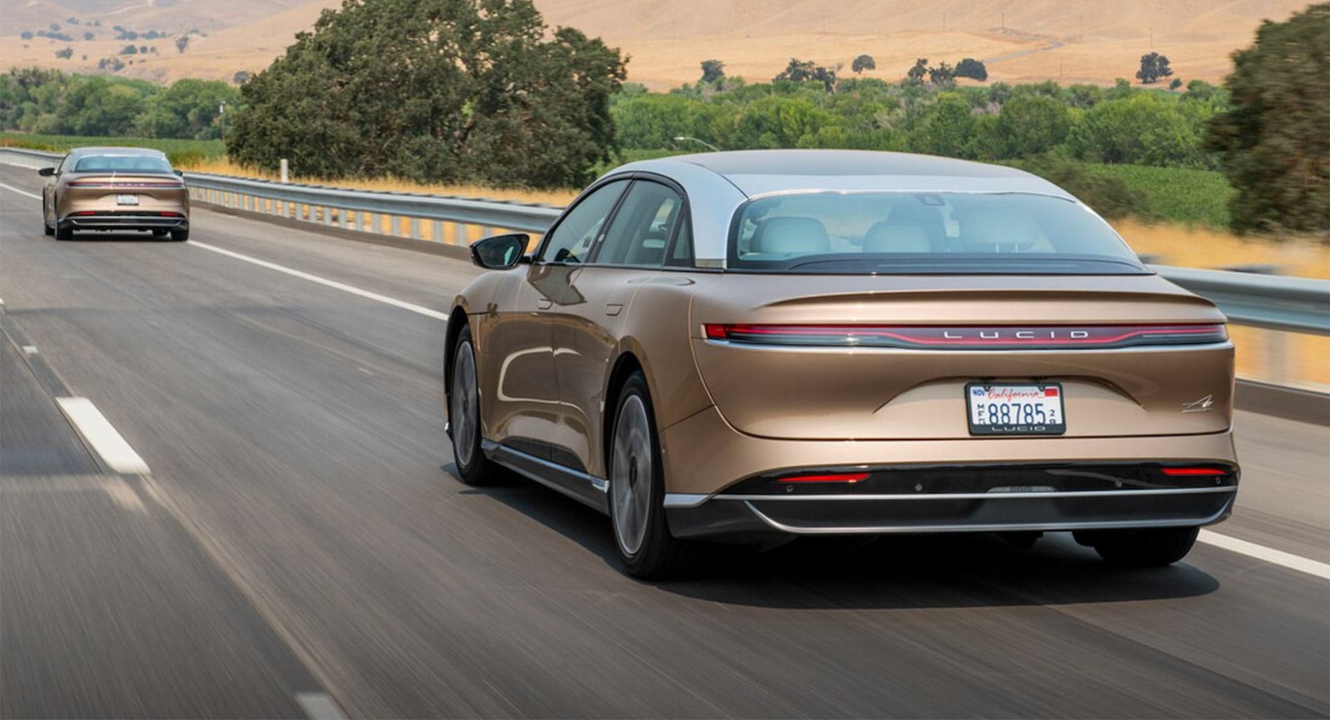 La Lucid Air batte la Tesla e stabilisce un nuovo record: 836 km di autonomia con una singola ricarica