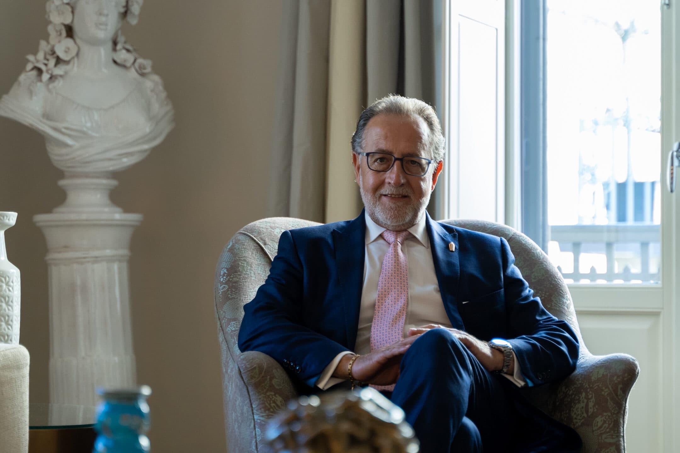 L'arte dell'ospitalità secondo "The Maestro", l'uomo che ha realizzato il cocktail più costoso al mondo