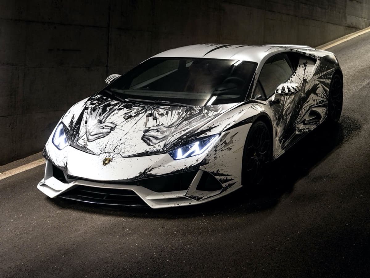 Minotauro, la Lamborghini Huracán Evo diventa un'opera d'arte grazie a Paolo Troilo