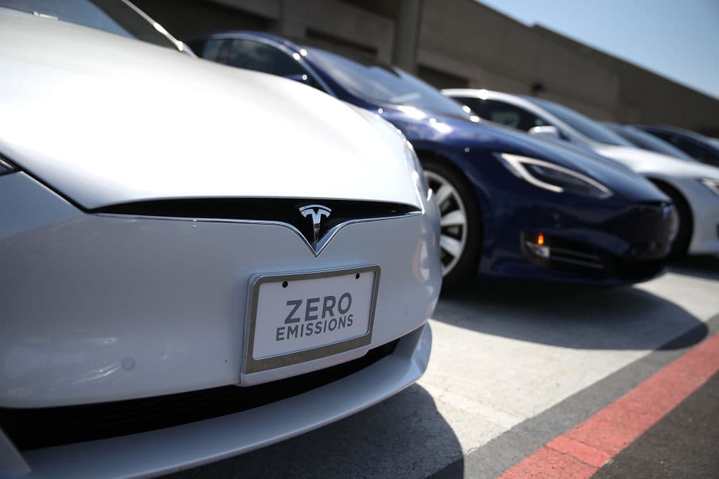 La feroce previsione di JPMorgan su Tesla: riporterà le peggiori consegne trimestrali in 3 anni