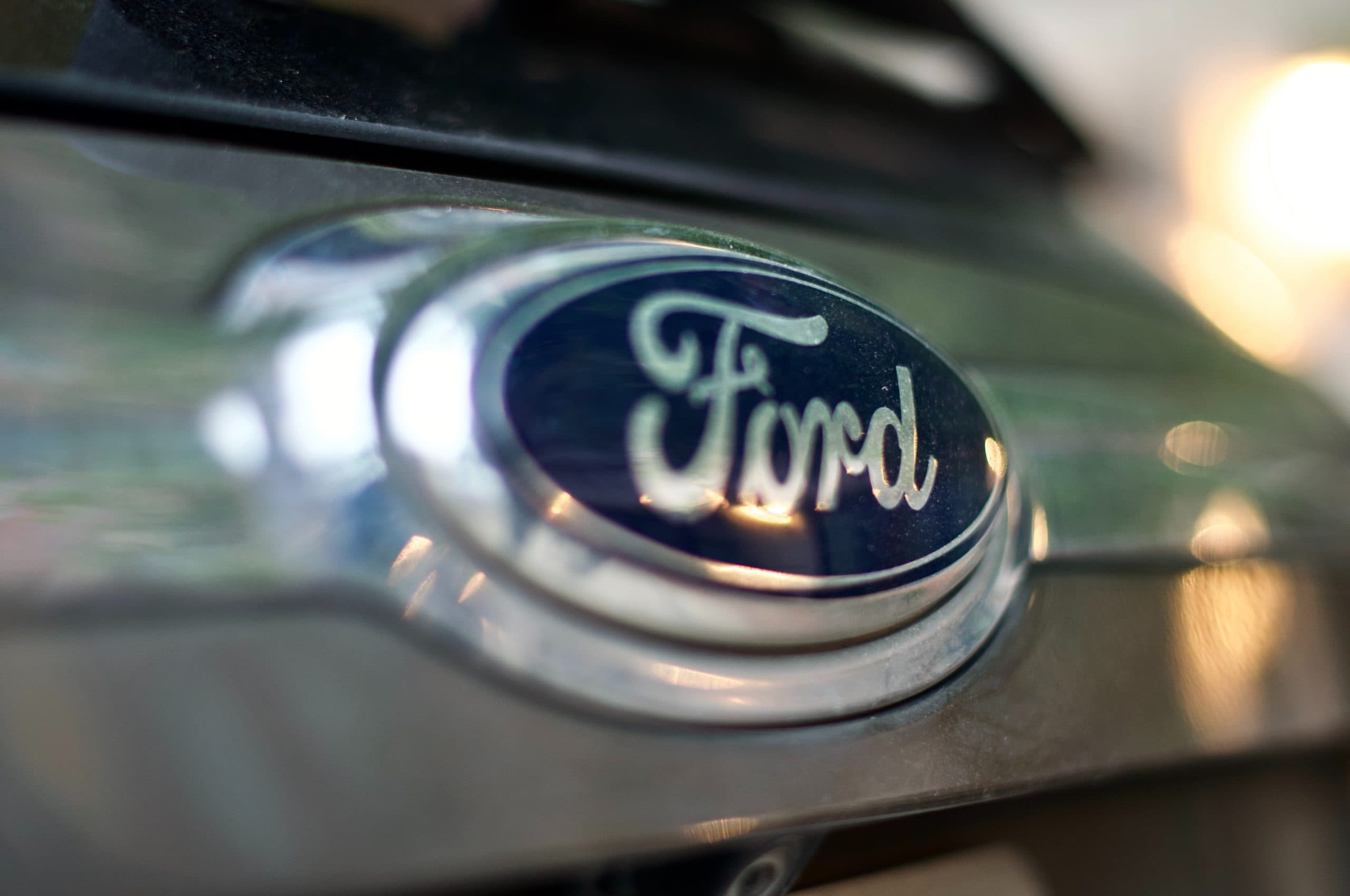 Elettrificazione e diversificazione: come Ford ha superato i $100 miliardi di capitalizzazione