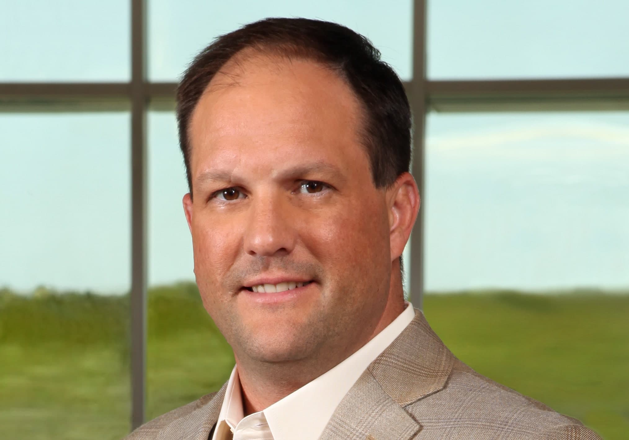 La storia di Chad Richison, il miliardario delle buste paga che trasportava balle di fieno in Oklahoma