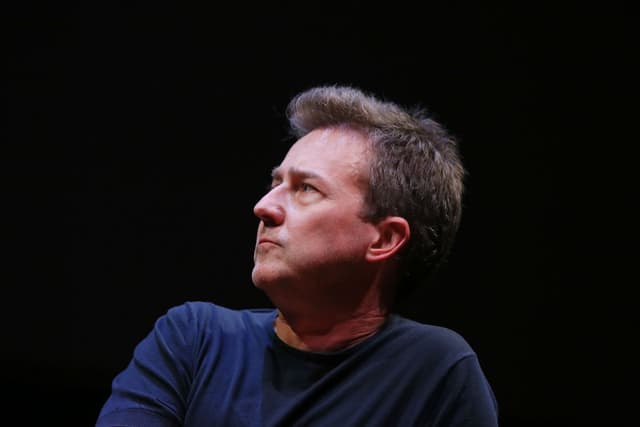 Come Edward Norton vuole diventare l’oracolo dei dati televisivi