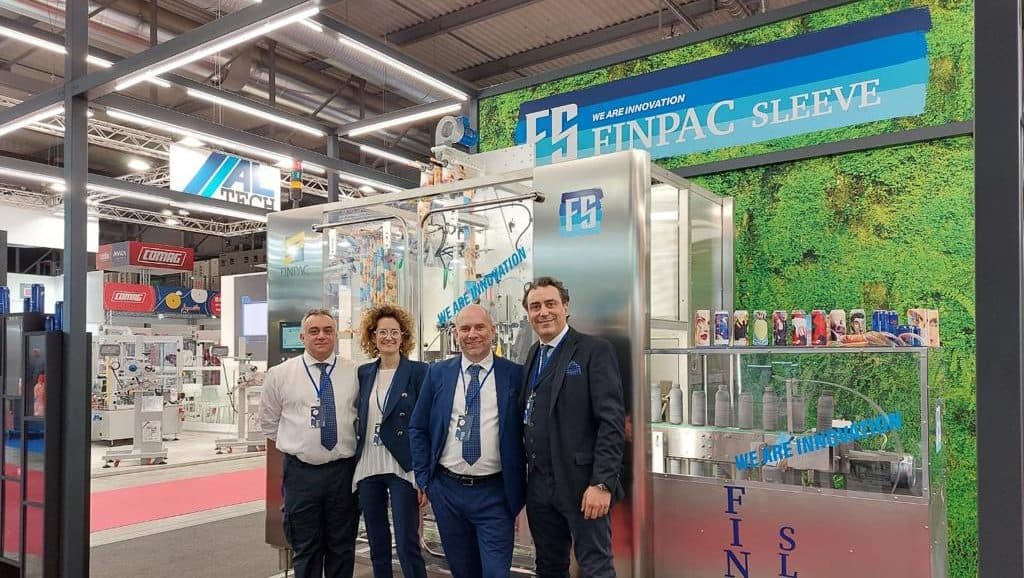L'azienda italiana che da 33 anni produce macchine per applicare etichette per i grandi gruppi