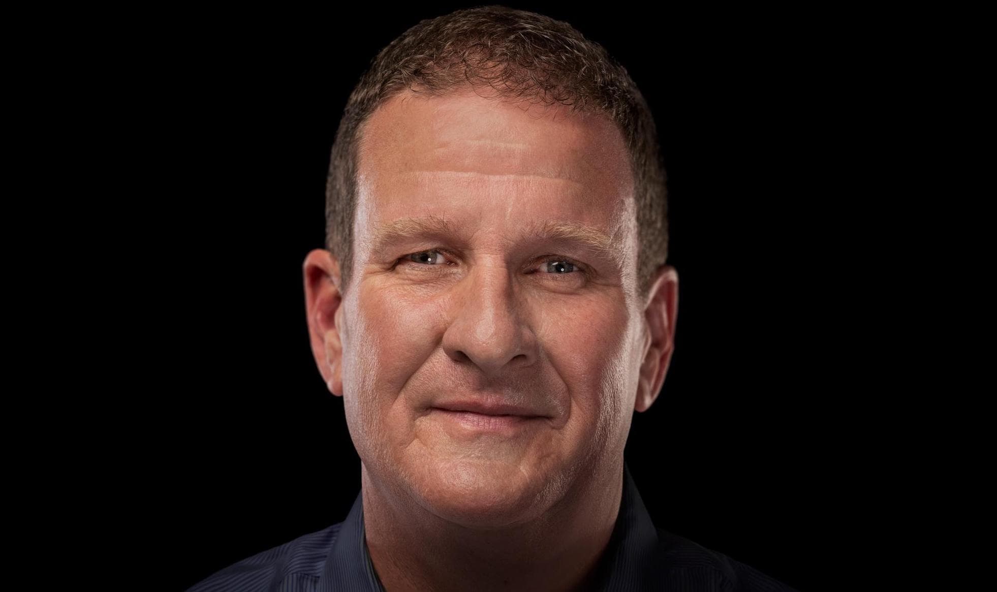 Questo miliardario americano vuole donare in beneficenza un milione di dollari a settimana