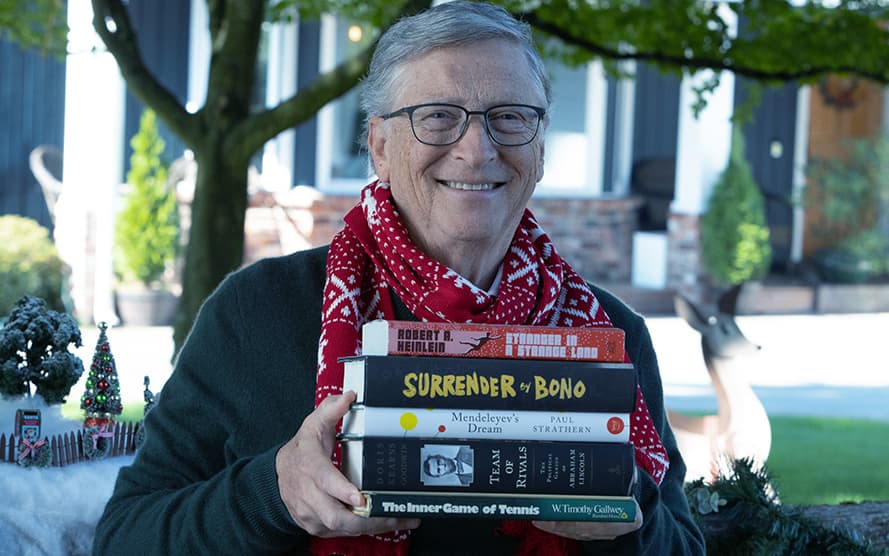 Da Bono Vox a Mendeleyev, ecco i cinque libri consigliati da Bill Gates per le festività natalizie