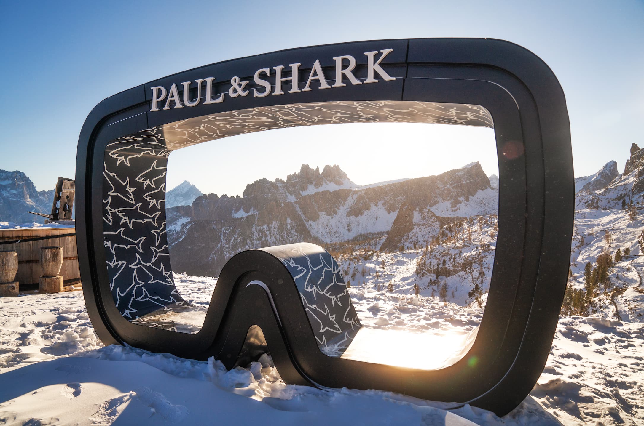 Dal mare alle montagne tutto si veste di squali: l'outdoor sostenibile di Paul & Shark