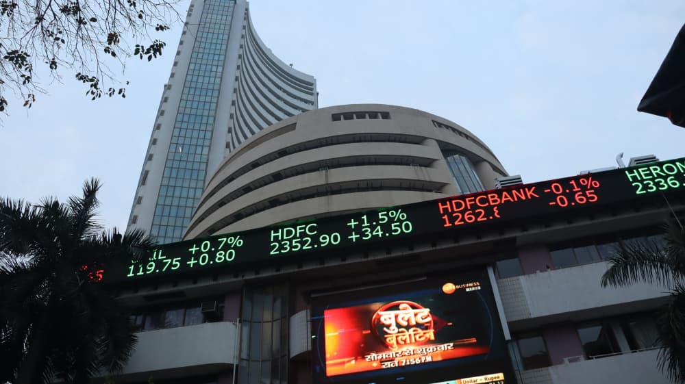 L'India supera Hong Kong e diventa la quarta Borsa più grande al mondo: le opportunità d'investimento