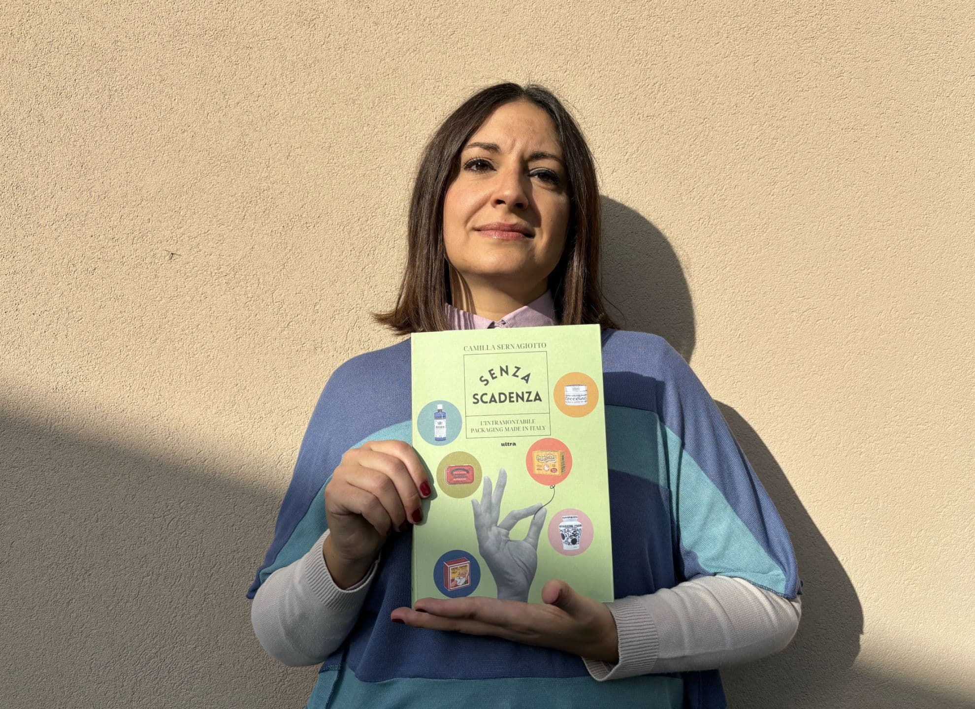 Dall’Amaro Lucano alla Coppa del Nonno: le confezioni immortali dell’industria italiana raccontate dalla giornalista Camilla Sernagiotto