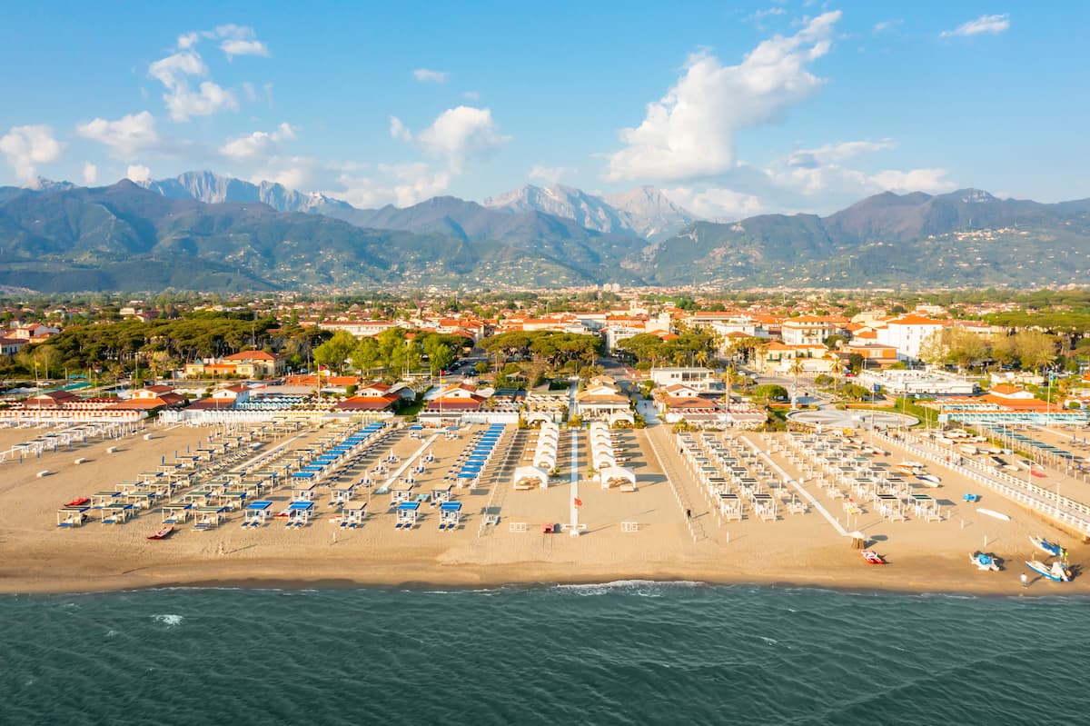Le case più care si trovano al mare: Forte dei Marmi sorpassa l'ambita Cortina d'Ampezzo