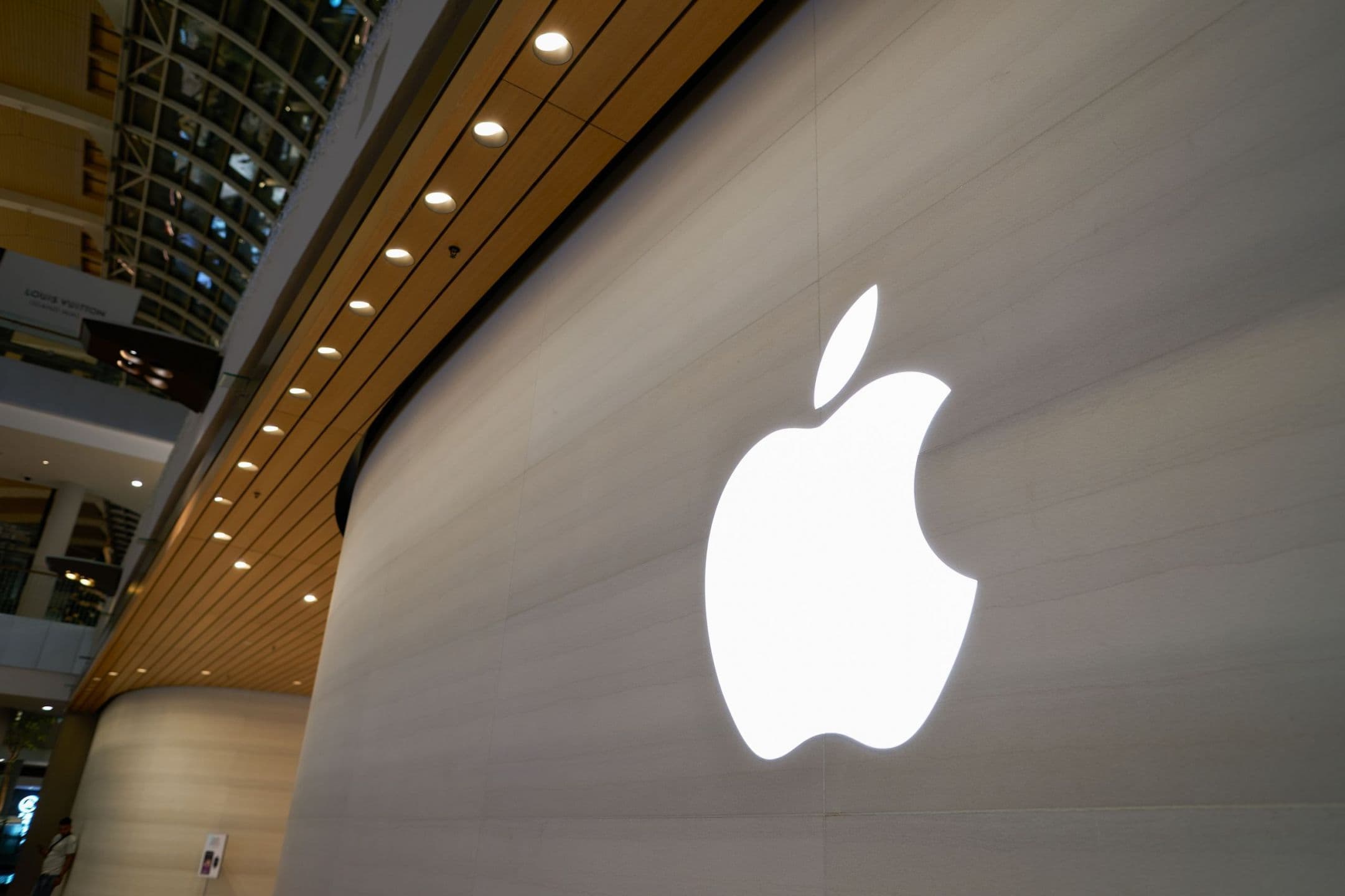 Apple, risultati record anche se le vendite di iPhone e Cina sono inferiori alle previsioni