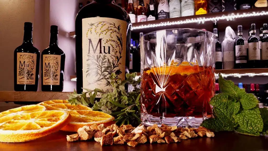 Tutti gli assaggi più interessanti al Salone del Vermouth di Torino, evento dedicato al vino fortificato