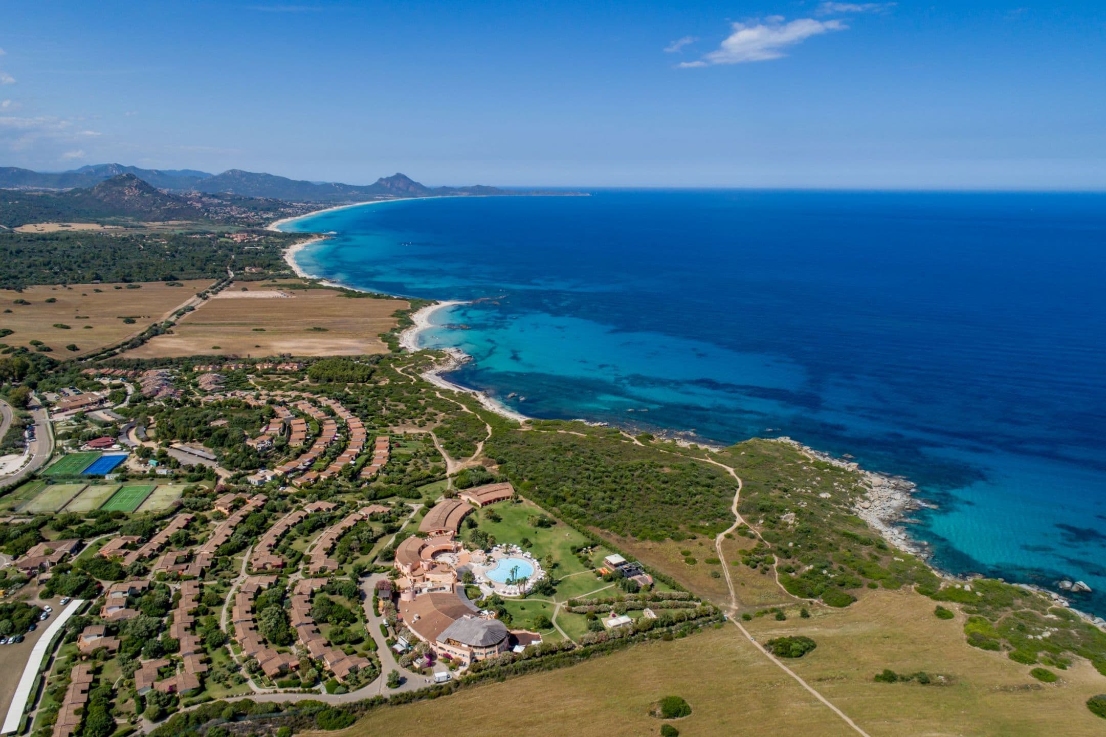 Dai progetti di riforestazione a una cultura aziendale inclusiva: così questa catena alberghiera si distingue per il suo impegno green