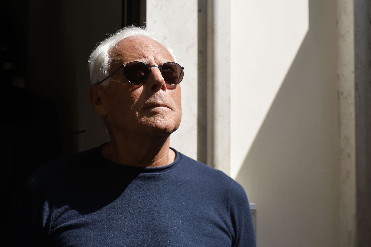 Giorgio Armani compie 90 anni. Vita e successi dell'ambasciatore della moda italiana