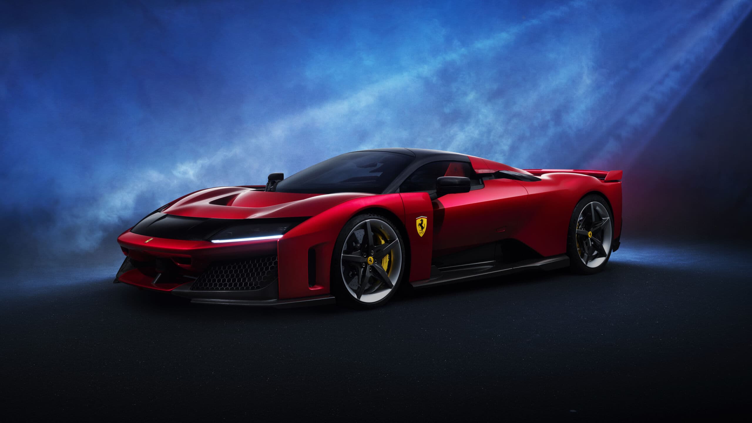 Le immagini della Ferrari F80, la supercar del Cavallino più potente di sempre
