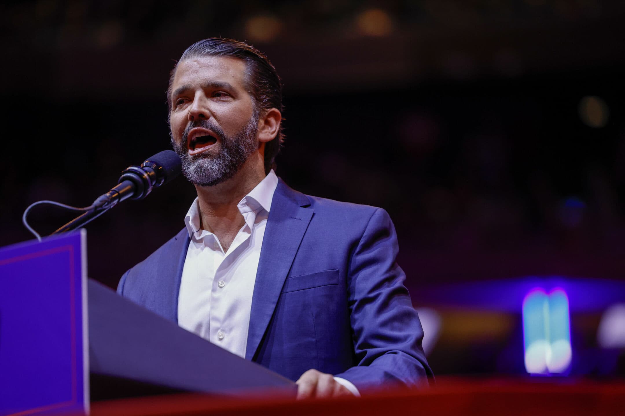 Come Donald Trump Jr. ha costruito la sua fortuna con la carriera politica di suo padre