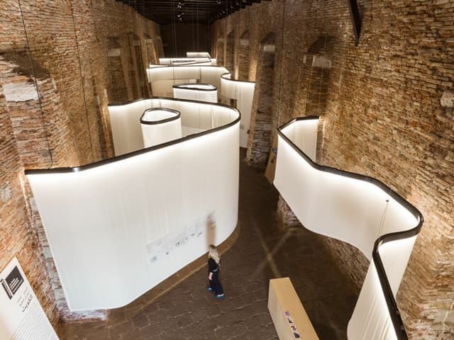 Come questa azienda valorizza il patrimonio immobiliare attraverso eventi culturali