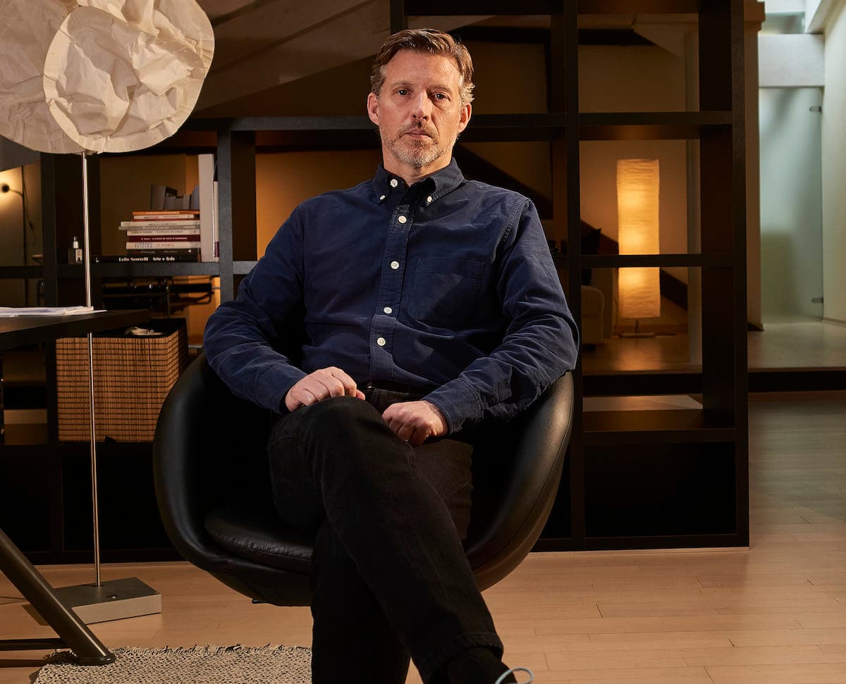 Alec Ross: "Come può vincere l'Europa nell'IA? Meno burocrazia e più mentalità da cowboy"