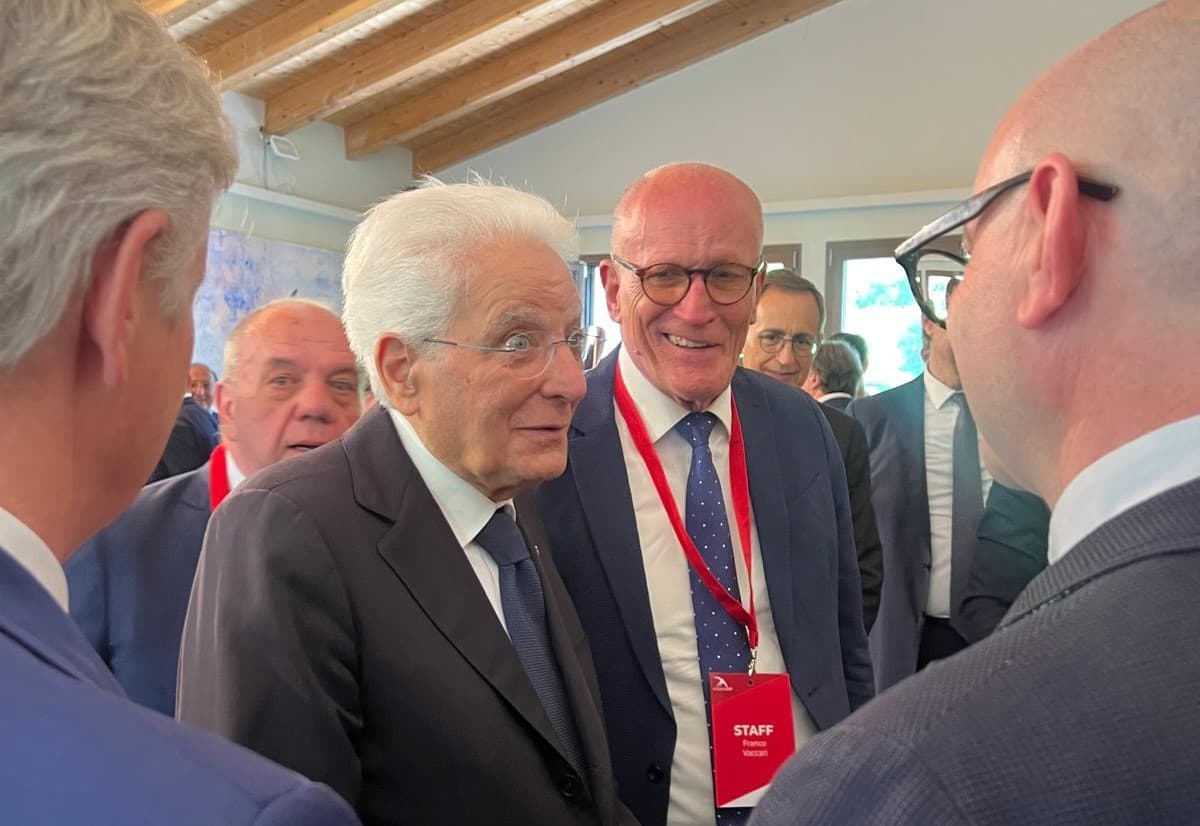 Il presidente Mattarella incontra gli imprenditori protagonisti del progetto Forbes Imprese di pace