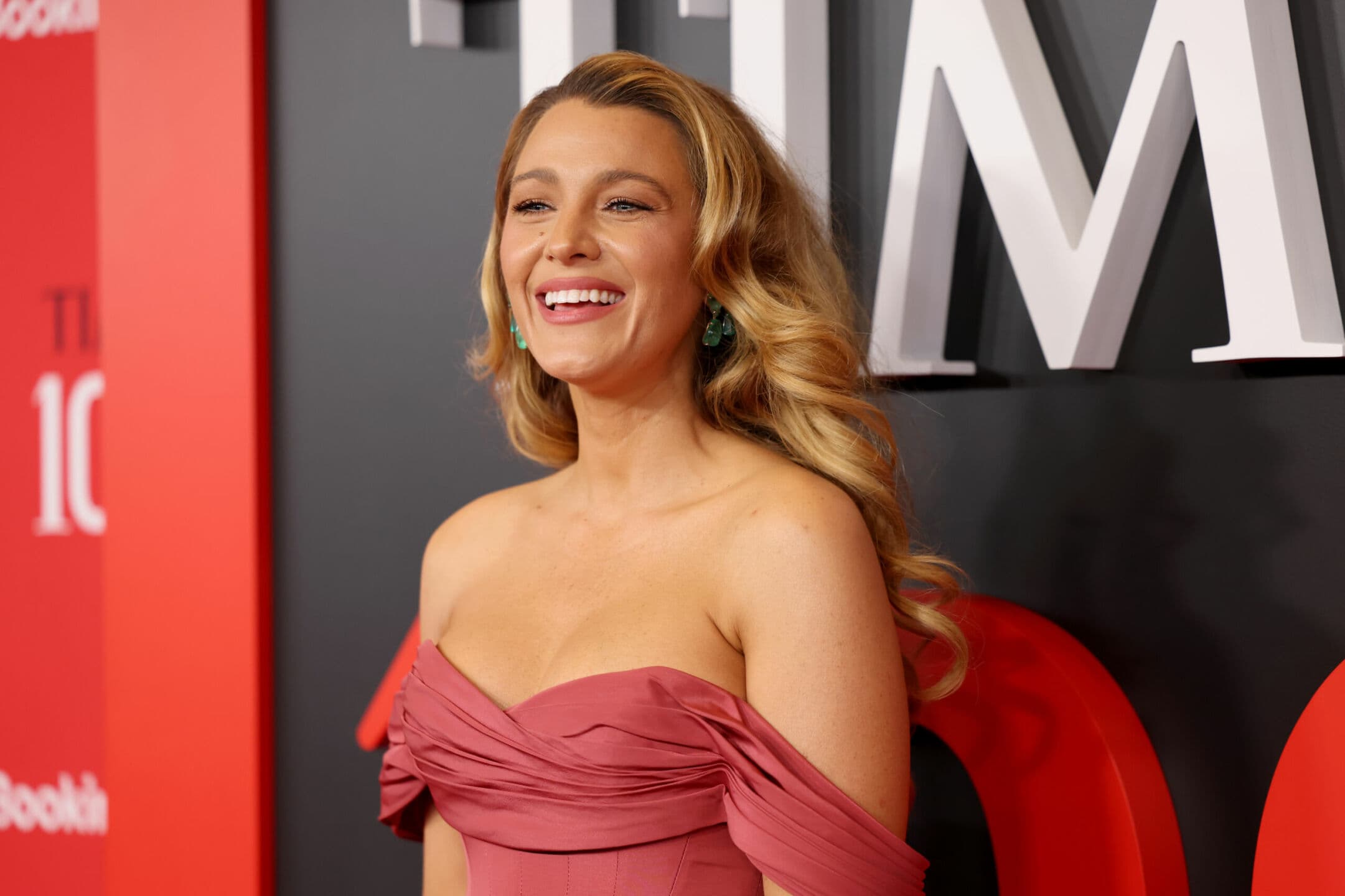 "Girare a Capri è stato un sogno. Ammiro molto Salma Hayek": a tu per tu con Blake Lively