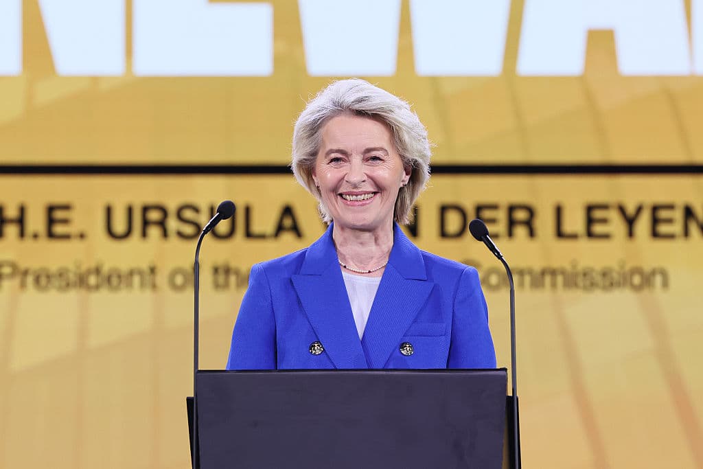Ursula von der Leyen è ancora la donna più potente al mondo. Giorgia Meloni quarta