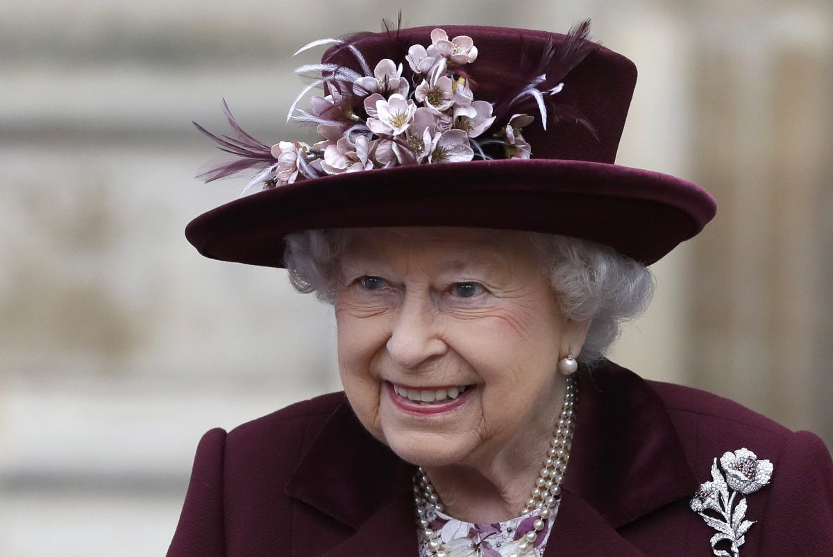 La Regina Elisabetta Ii E Una Discendente Di Maometto