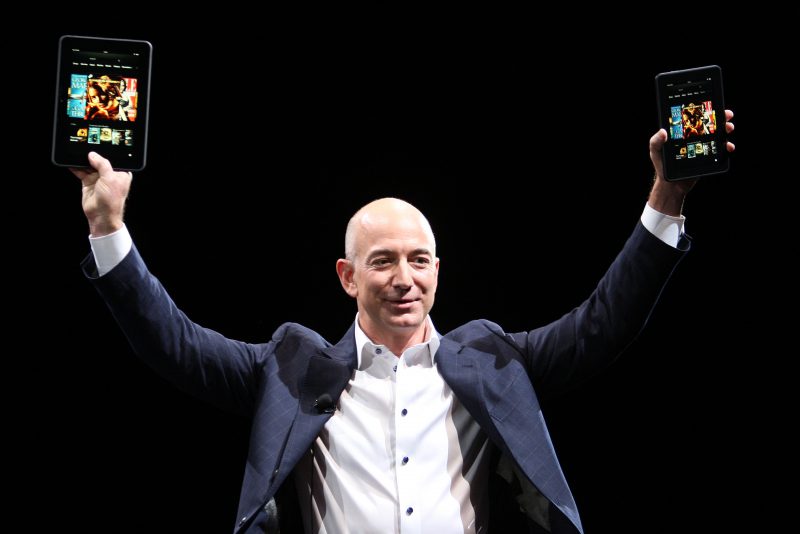 Amazon Ceo Jeff Bezos, trimestrale (nuovi centri in Italia entro il 2021)