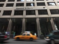 La sede di Standard & Poor's a New York, attesa per il giudizio sul rating italia