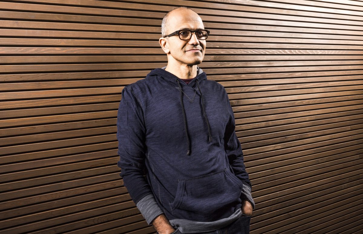 Come Microsoft sta resistendo alla crisi del Big Tech, reinventandosi