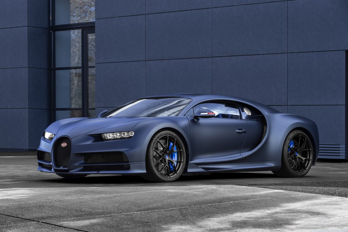 Bugatti chiron 100 200