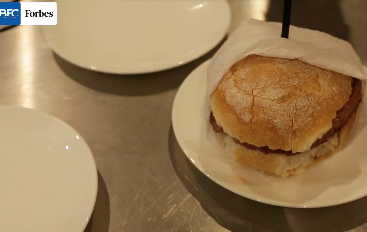 Abbiamo provato l’hamburger vegano di Beyond Meat: ecco com’è