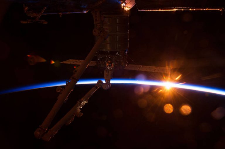 la stazione spaziale orbitante