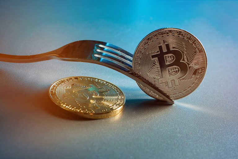 bitcoin con forchetta