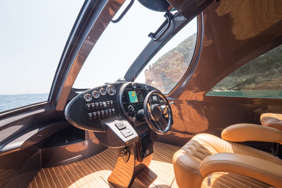 Un designer italiano ha creato una supercar del mare