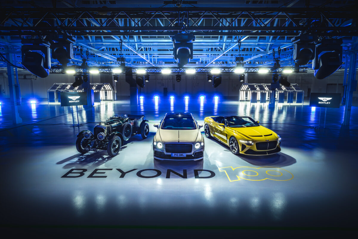 Bentley punta alla mobilità di lusso sostenibile: entro il 2030 solo auto elettriche