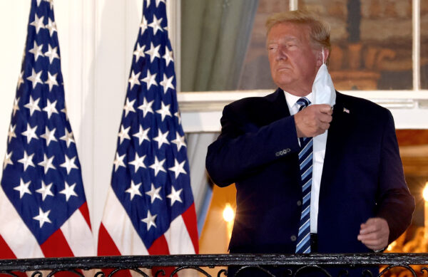 L’ultima mossa di Trump: fuori Xiaomi dal mercato Usa. E il titolo crolla dell’11%