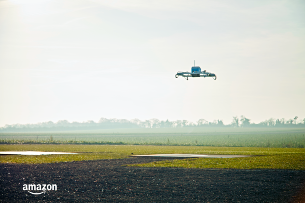 Ora il cibo lo portano i droni: il mercato vale 6 miliardi di dollari