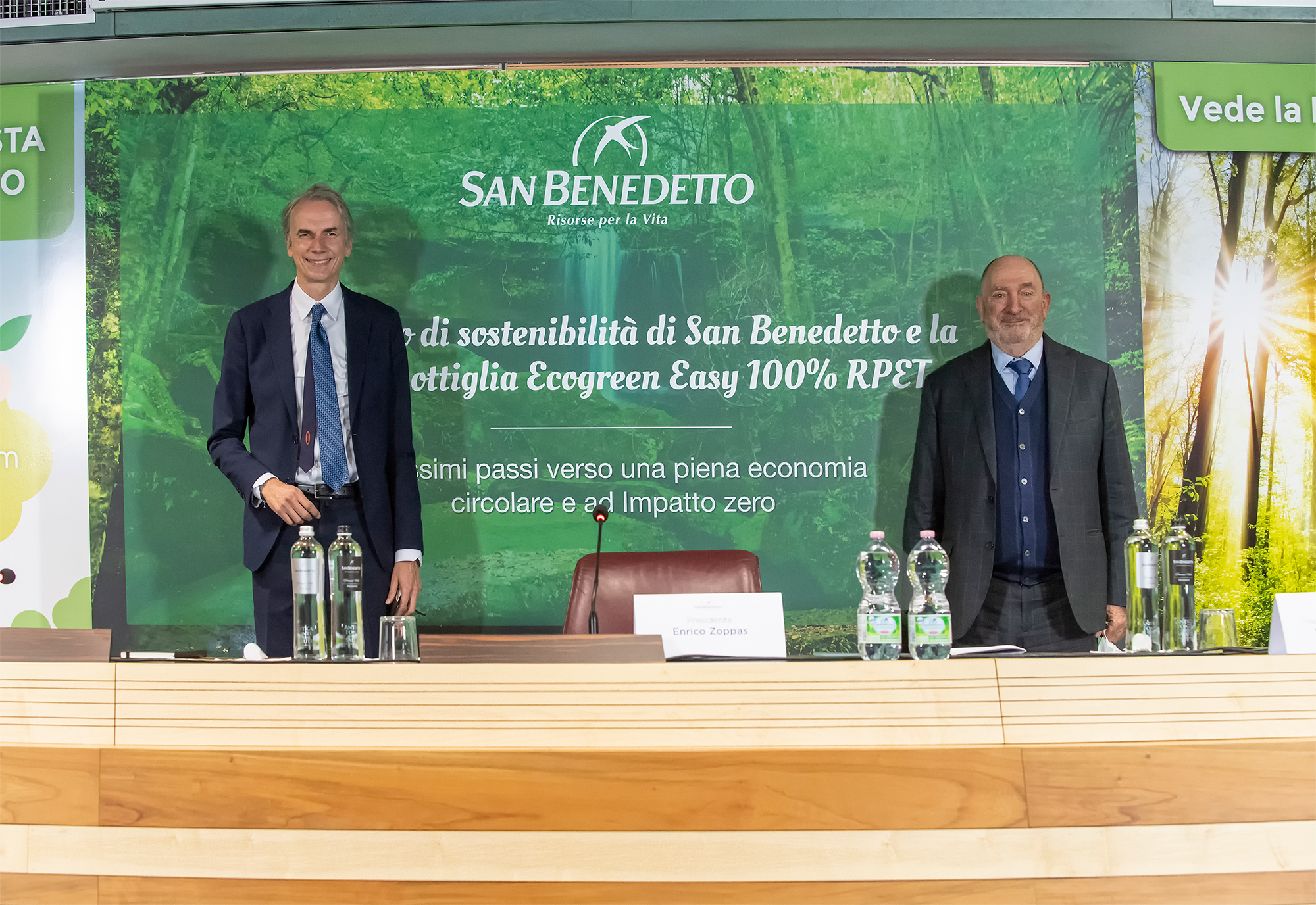 Senatore Andrea Ferrazzi ed Enrico Zoppas di San Benedetto in conferenza stampa
