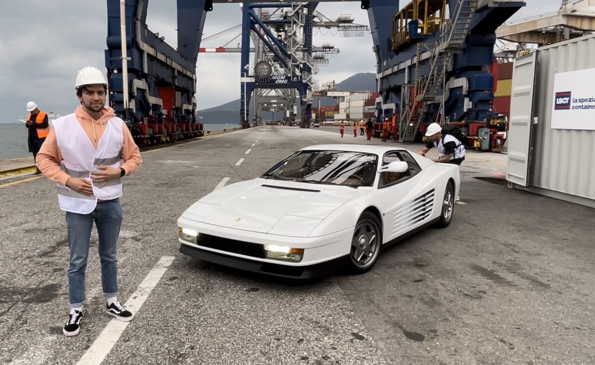 Officine Fioravanti resuscita il mito della Ferrari Testarossa con una restomod davvero speciale