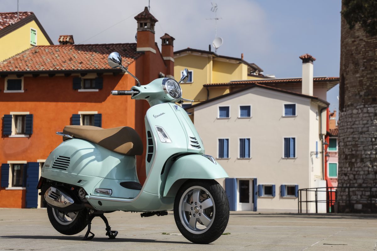 “Unico e riconosciuto a livello mondiale”: il brand Vespa oggi vale quasi un miliardo di euro
