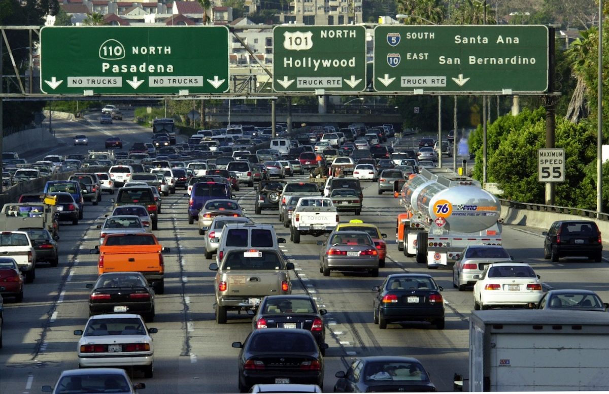 Dal 2035 in California non verranno più vendute nuove auto a benzina