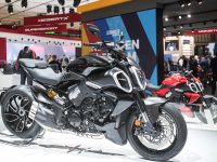 Ducati Diavole V4 Eicma 2022