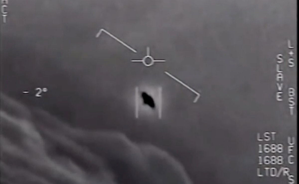 A caccia di Ufo: perché stanno aumentando gli avvistamenti di oggetti volanti non identificati