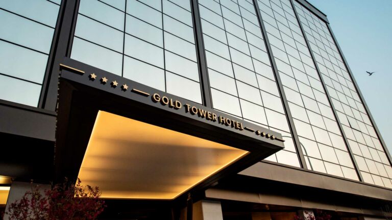 Gold-tower-lifestyle-hotel-napoli-forbes-italia