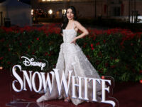 L'attrice Rachel Zegler, protagonista in Biancaneve.