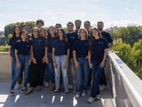 Roberto Sfoglietta insieme al team Ventive